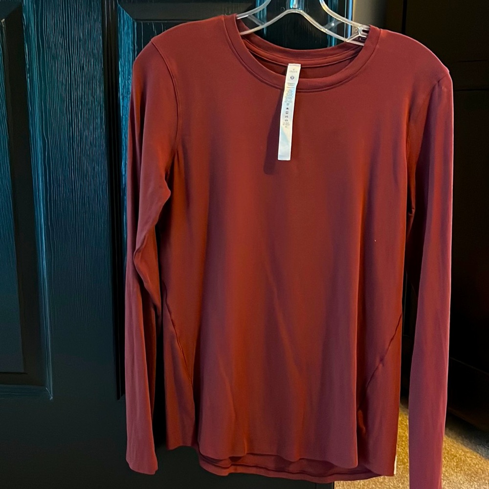 Lululemon, long sleeve T-shirt, size 4